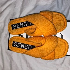 Senso terry cloth pool slides sandals orange 10